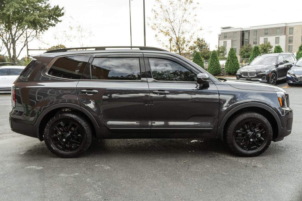 Used 2025 Kia Telluride SX Prestige X-Pro AWD/4WD image 3