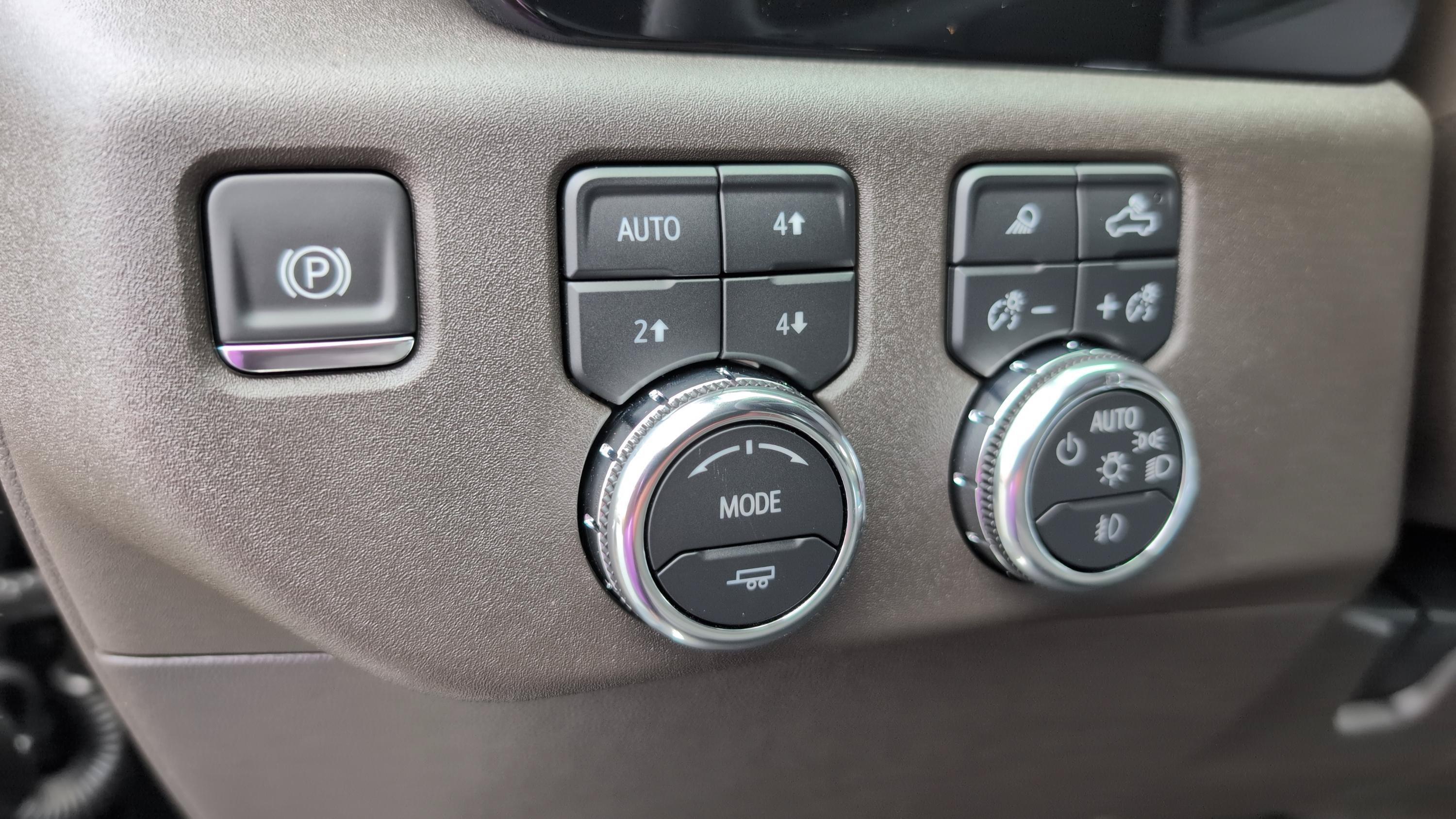 New 2025 GMC Sierra 2500 SLT w/ SLT Convenience Package AWD/4WD image 20