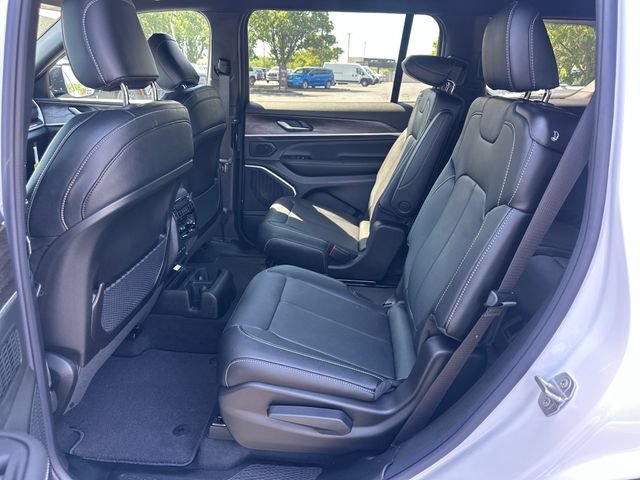 New 2026 Jeep Grand Cherokee L Limited AWD/4WD image 13