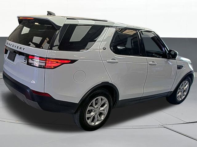 Used 2019 Land Rover Discovery SE image 4