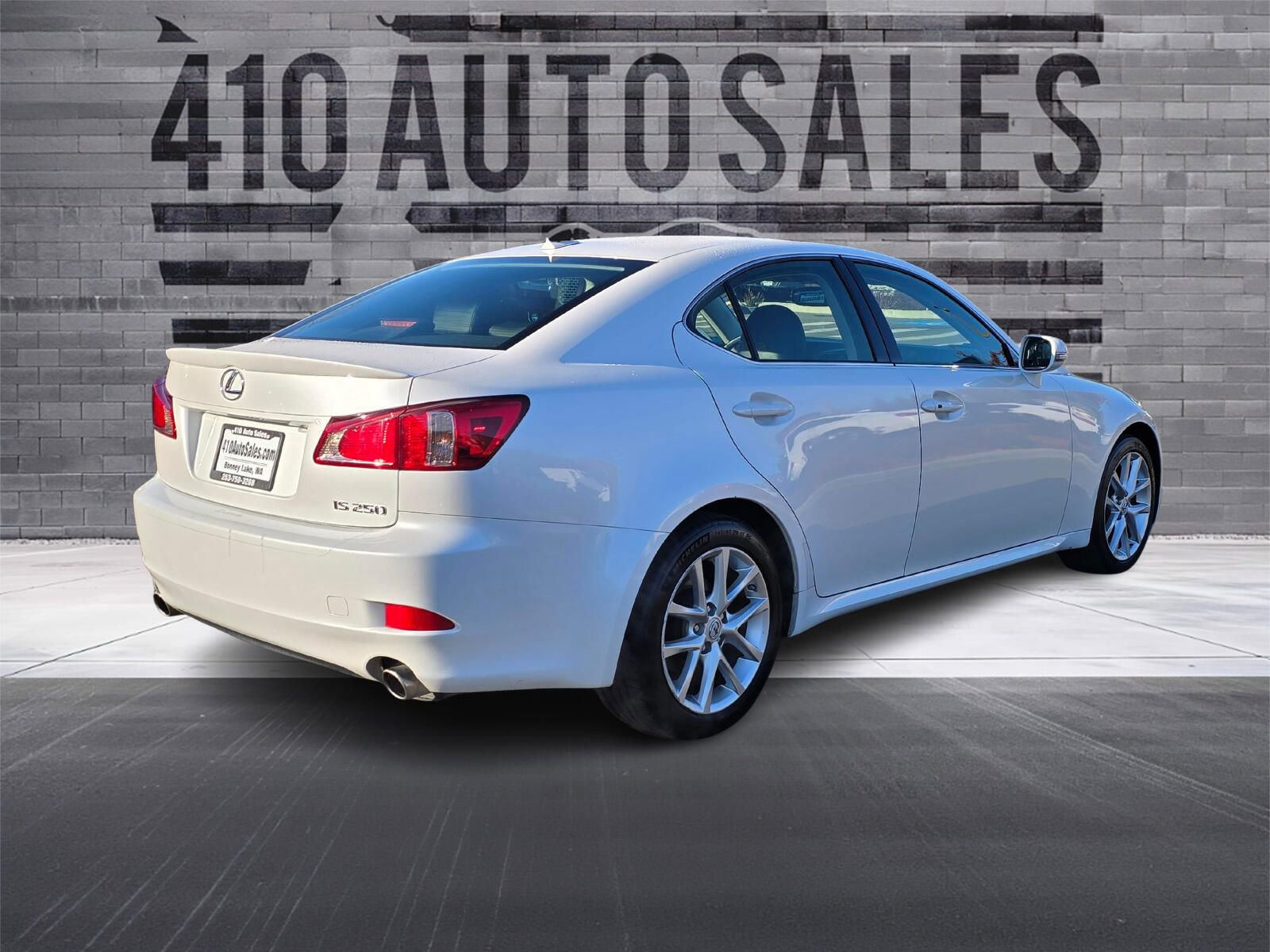 Used 2011 Lexus IS 250 w/ Premium Pkg Value Edition image 3