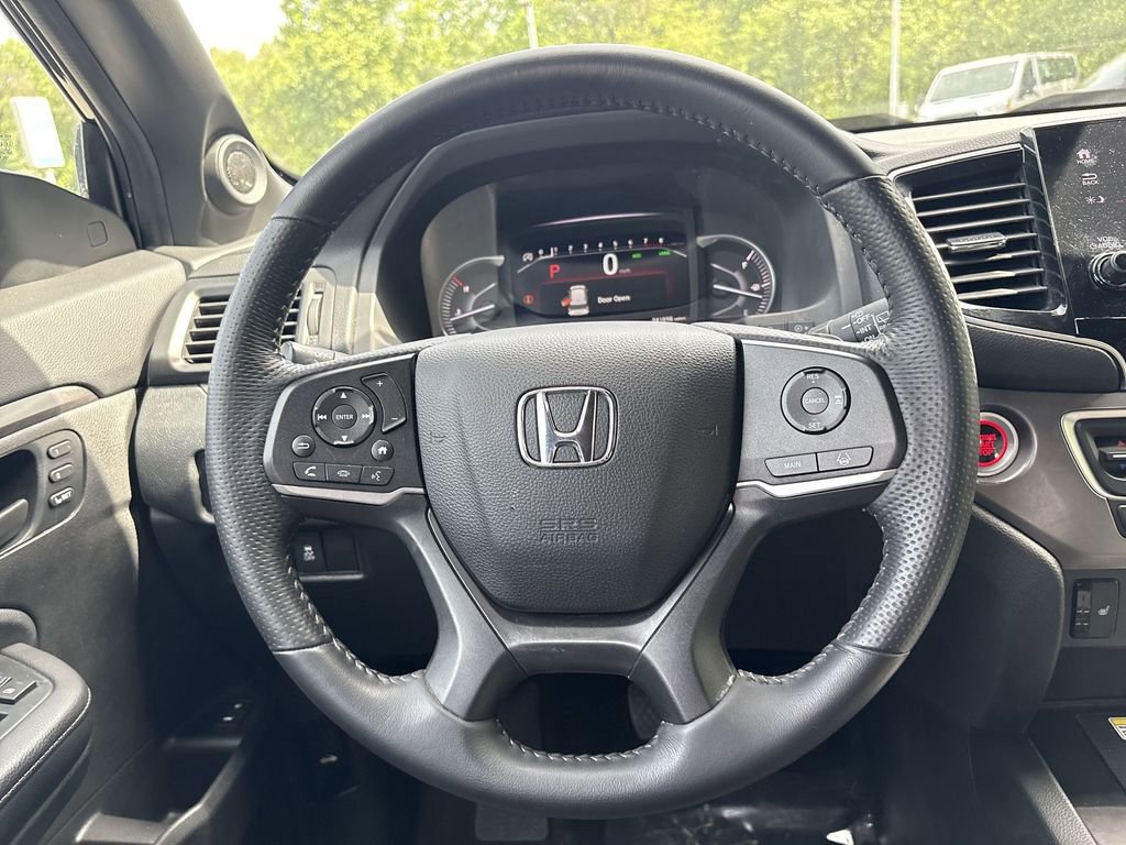 Used 2023 Honda Passport EX-L image 11