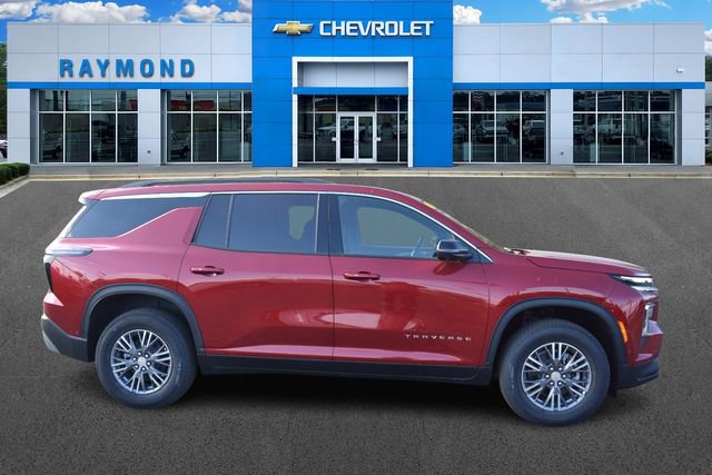 New 2026 Chevrolet Traverse LT w/ Enhanced Driving Package image 2