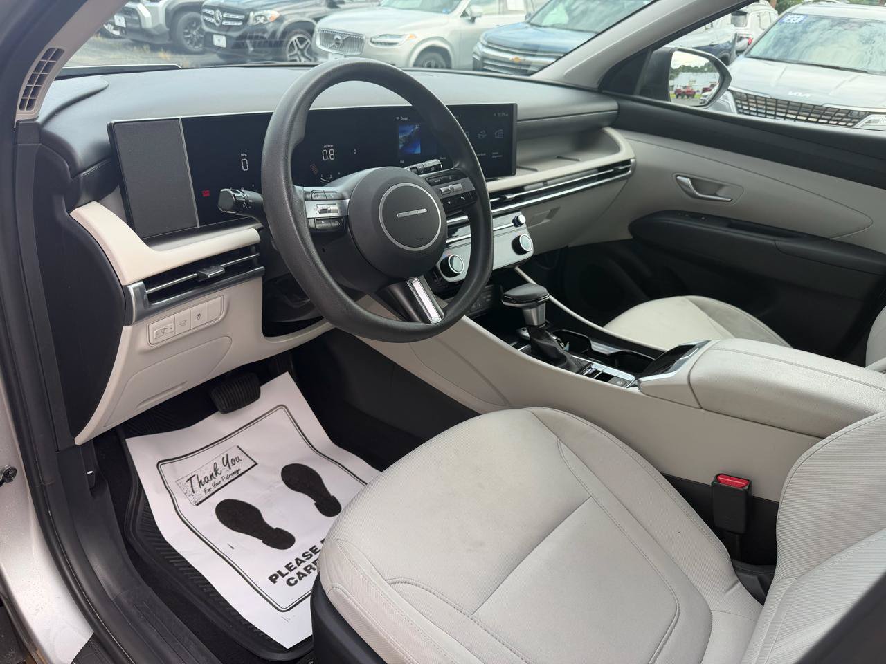 Used 2025 Hyundai Tucson SEL FWD image 11