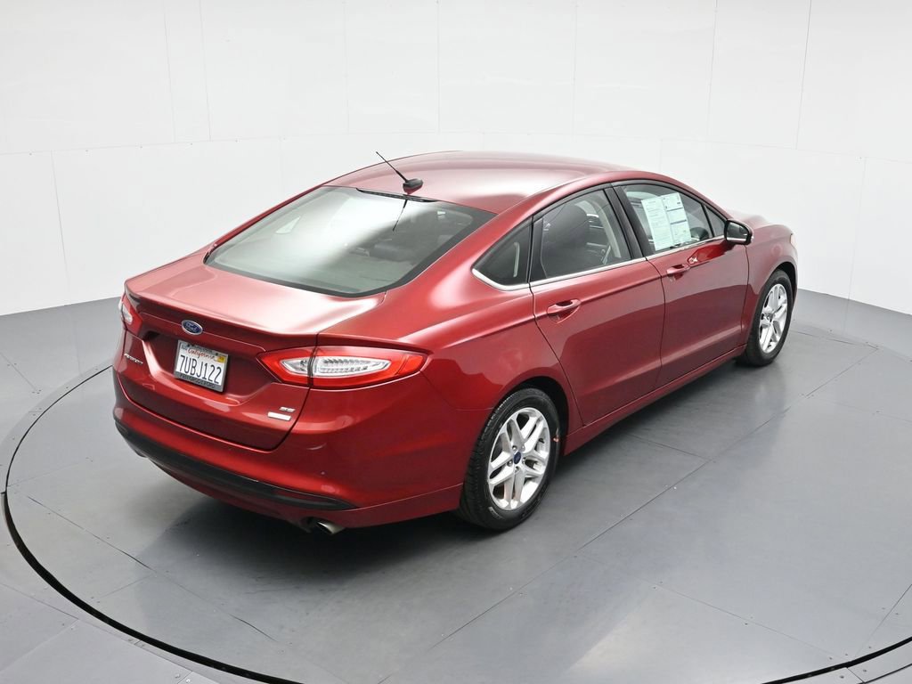 Used 2016 Ford Fusion SE FWD image 39