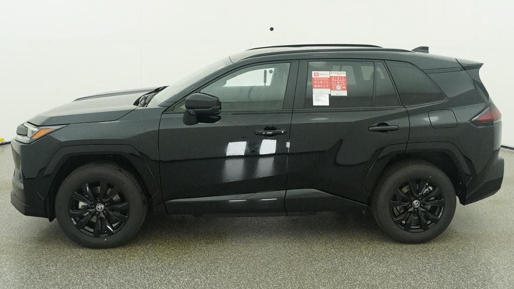 New 2026 Toyota RAV4 SE w/ Convenience Package AWD/4WD image 3