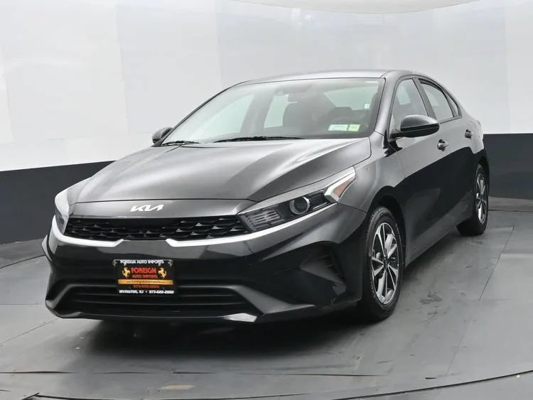 Used 2024 Kia Forte LXS