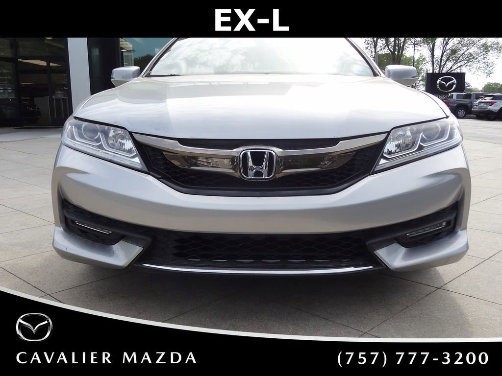 Used 2017 Honda Accord EX-L image 9