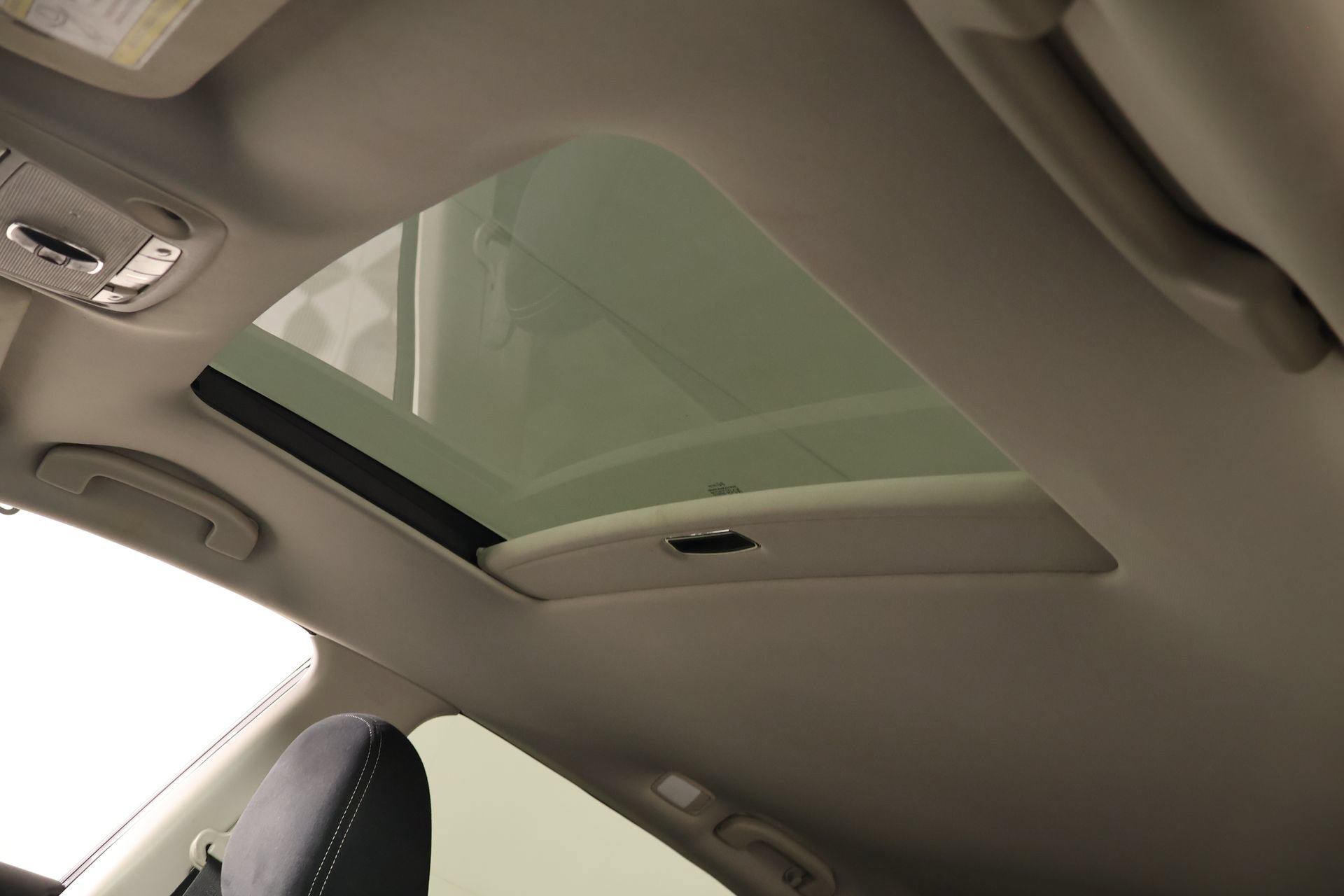 Used 2019 Nissan Murano S FWD image 14