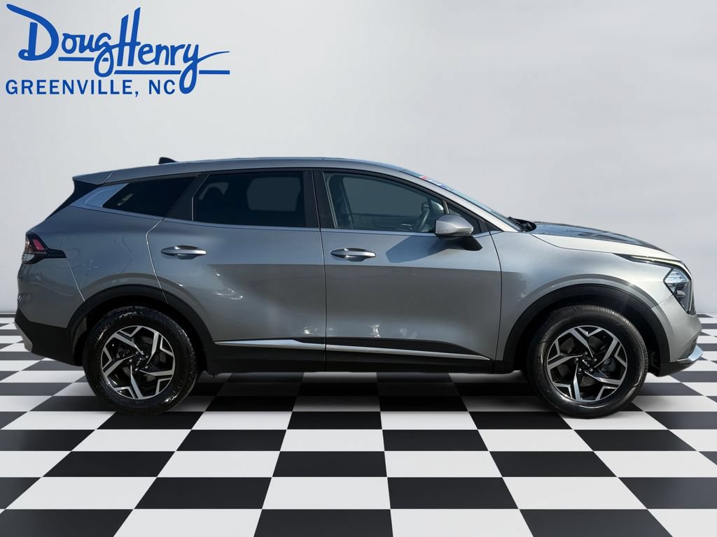 Used 2023 Kia Sportage LX FWD image 6