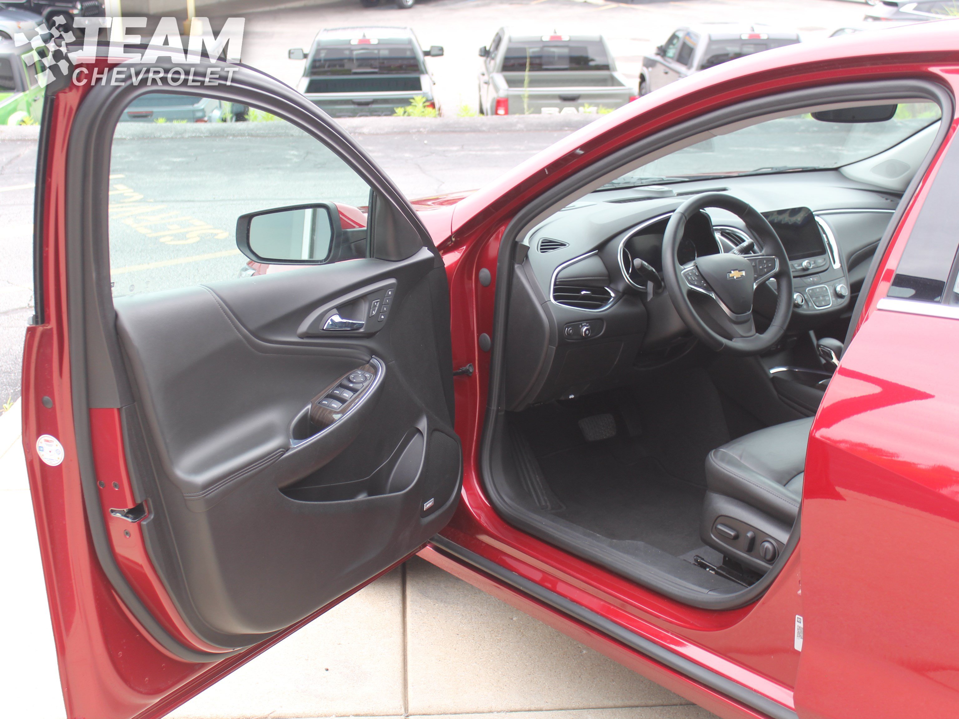 Used 2023 Chevrolet Malibu LT FWD image 10