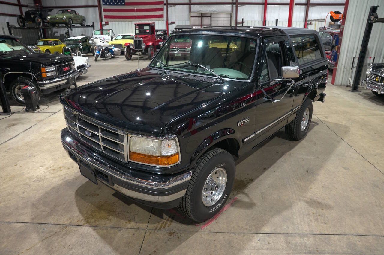 Used 1996 Ford Bronco XLT image 15