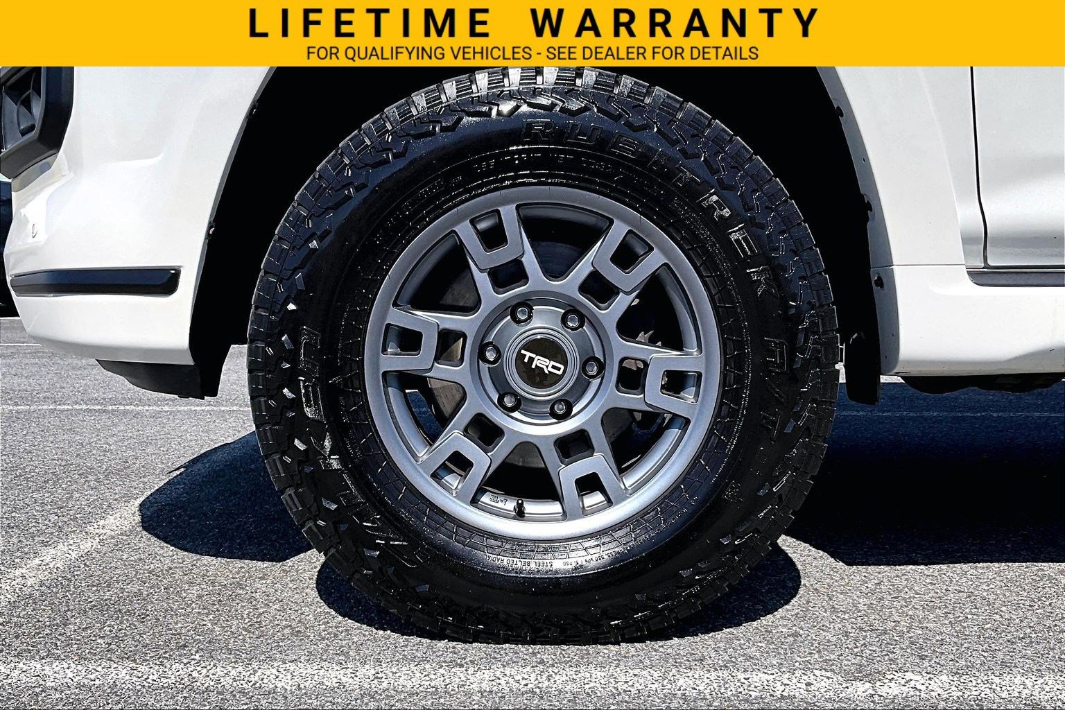 Used 2018 Toyota 4Runner Limited AWD/4WD image 9