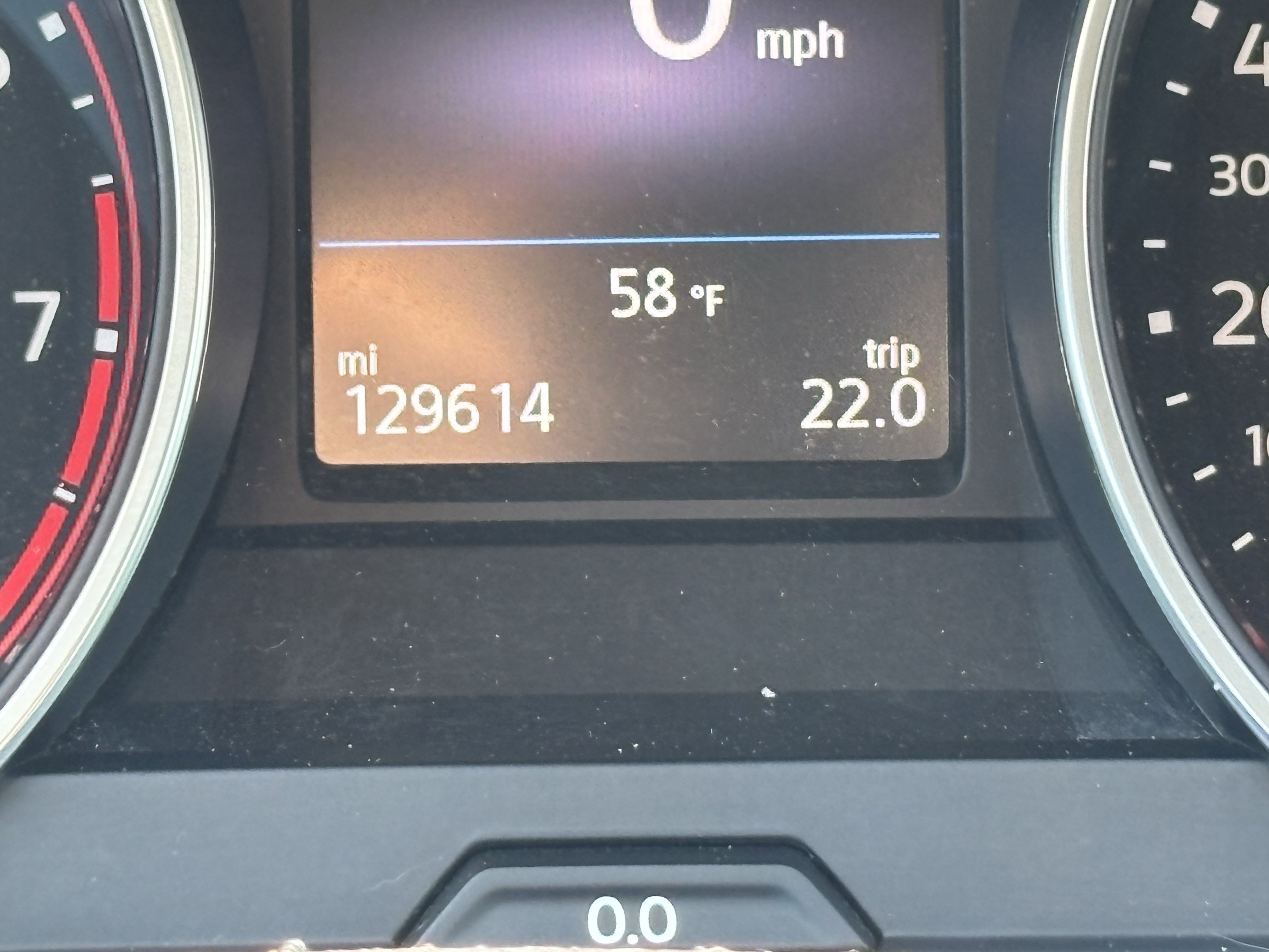 Used 2018 Volkswagen Tiguan SE FWD image 22