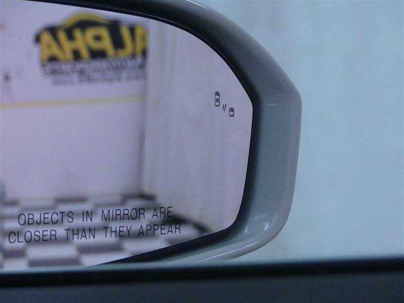 Used 2022 Lincoln Nautilus Reserve w/ Luxury Package image 28