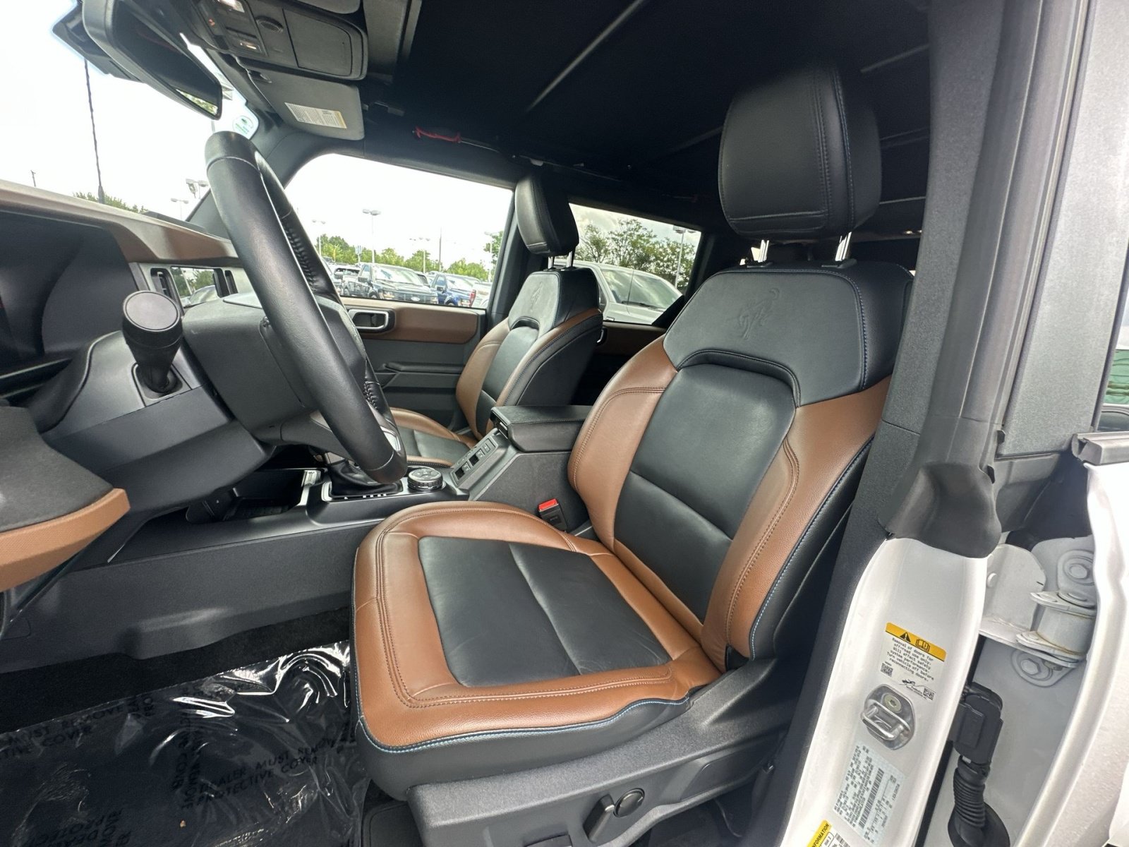 Used 2024 Ford Bronco Outer Banks AWD/4WD image 29
