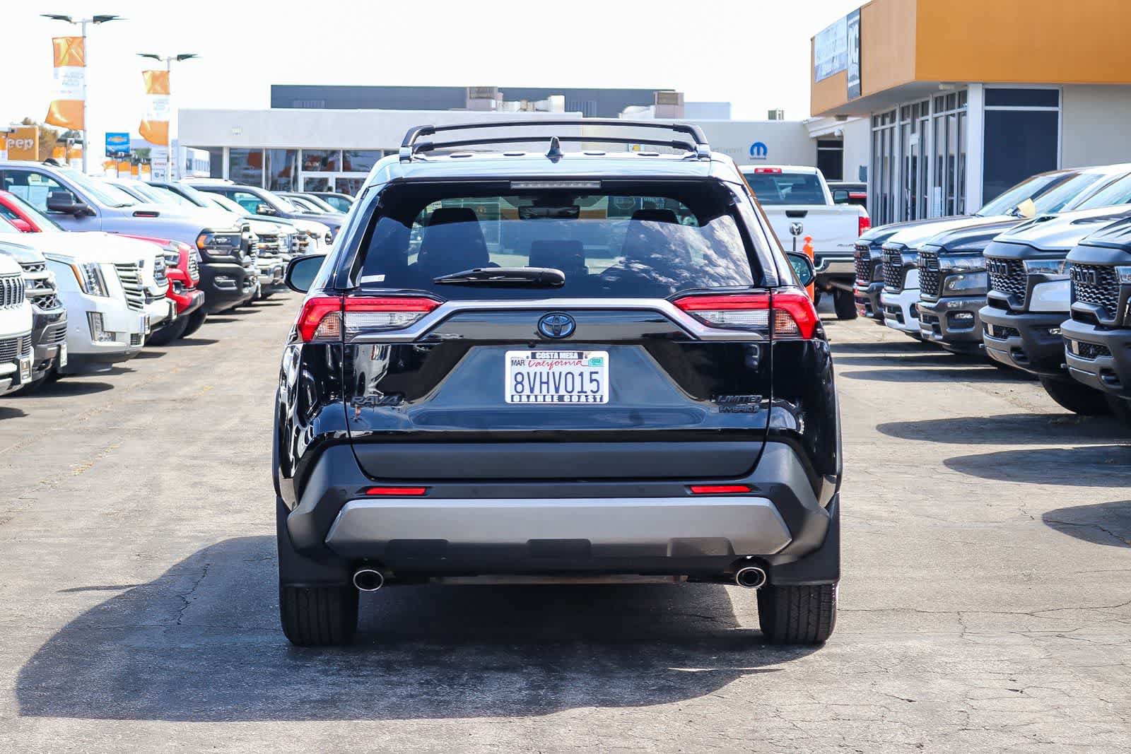 Used 2021 Toyota RAV4 Limited AWD/4WD image 5