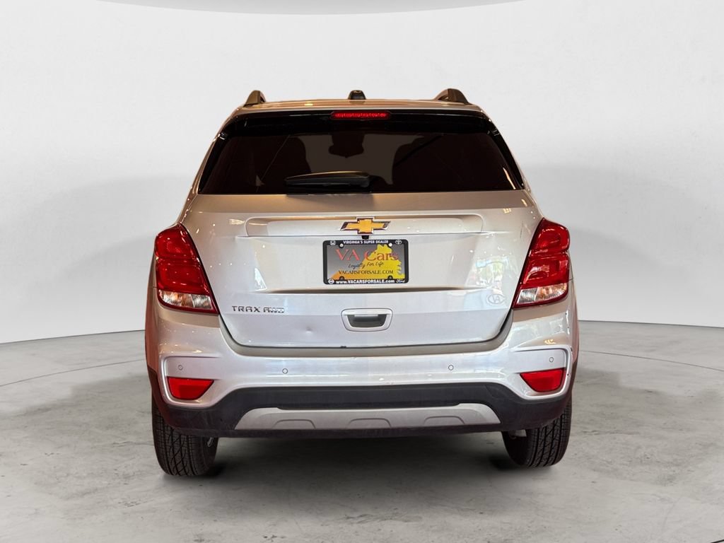 Used 2022 Chevrolet Trax LT w/ Driver Confidence Package AWD/4WD image 4