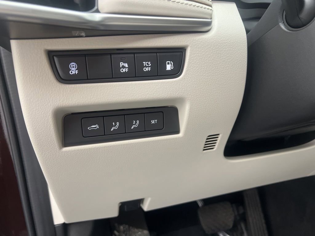Used 2024 MAZDA CX-90 Plug-In Hybrid w/ Premium Plus image 9