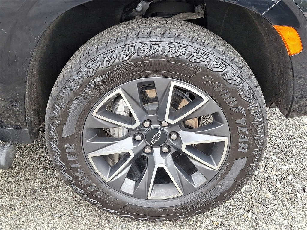 Certified 2024 Chevrolet Tahoe Z71 w/ Luxury Package image 27