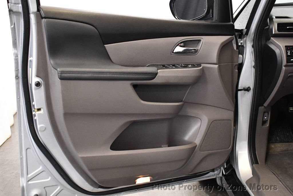 Used 2015 Honda Odyssey EX-L image 7