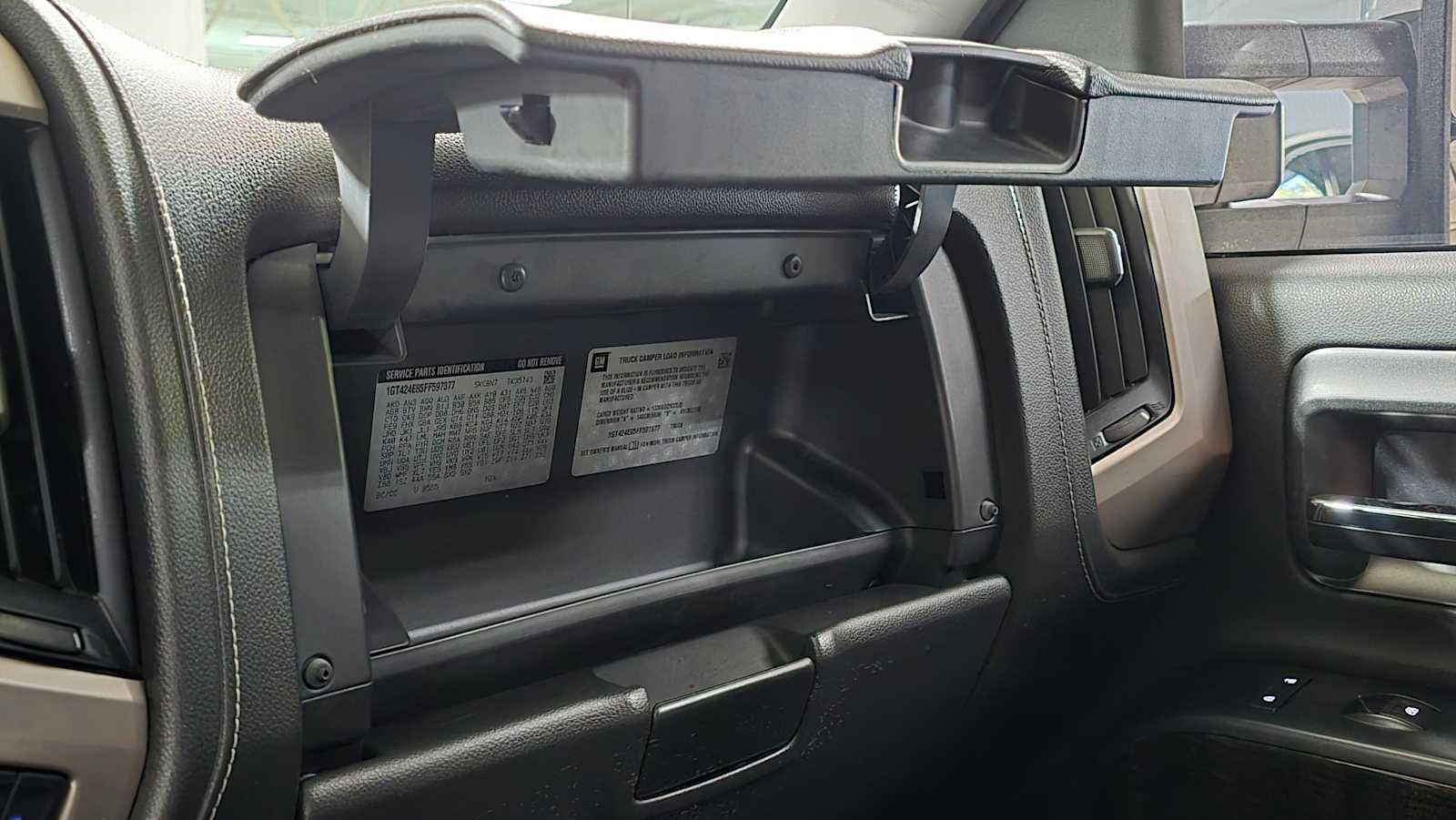 Used 2015 GMC Sierra 3500 Denali w/ Duramax Plus Package image 35