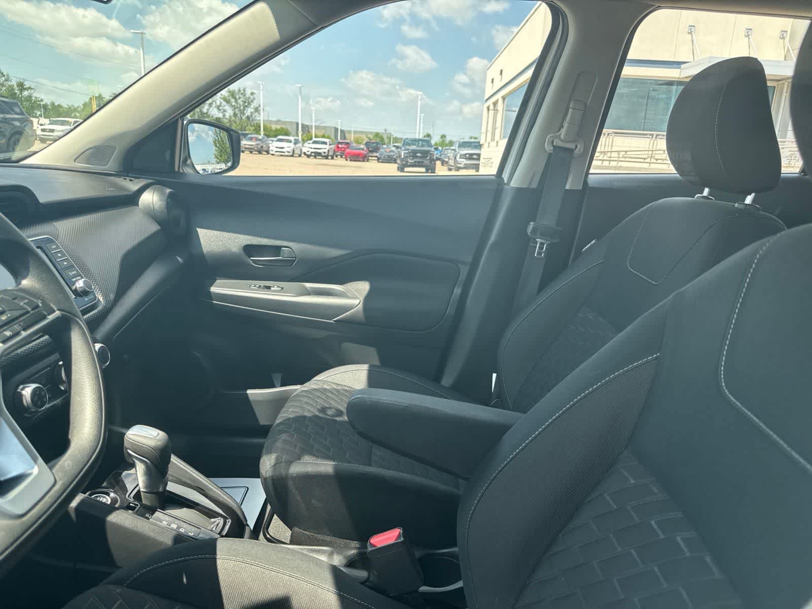 Used 2022 Nissan Kicks S FWD image 31