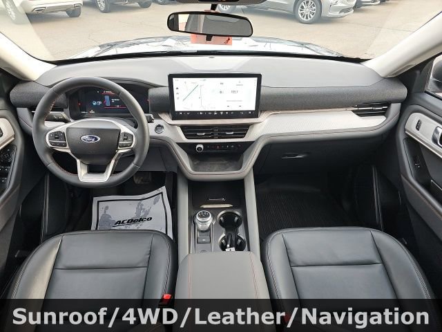 Used 2025 Ford Explorer Active w/ Active Comfort Package image 28