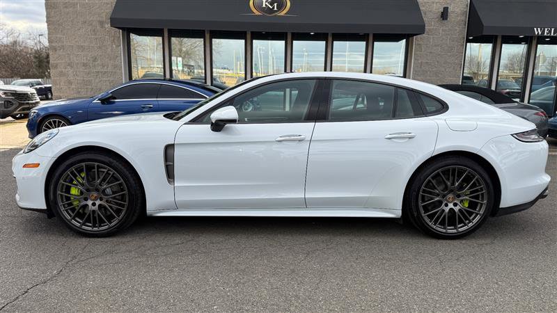 Used 2023 Porsche Panamera 4 Platinum Edition w/ Assistance Package image 2