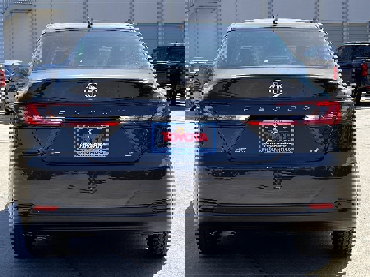 Used 2025 Toyota Camry LE image 5