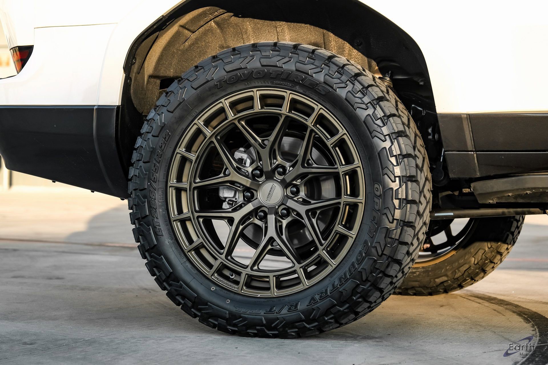 Used 2025 Lexus GX 550 550 Luxury+ HUD Vossen Wheels w/ Accessory Package (2T) image 66