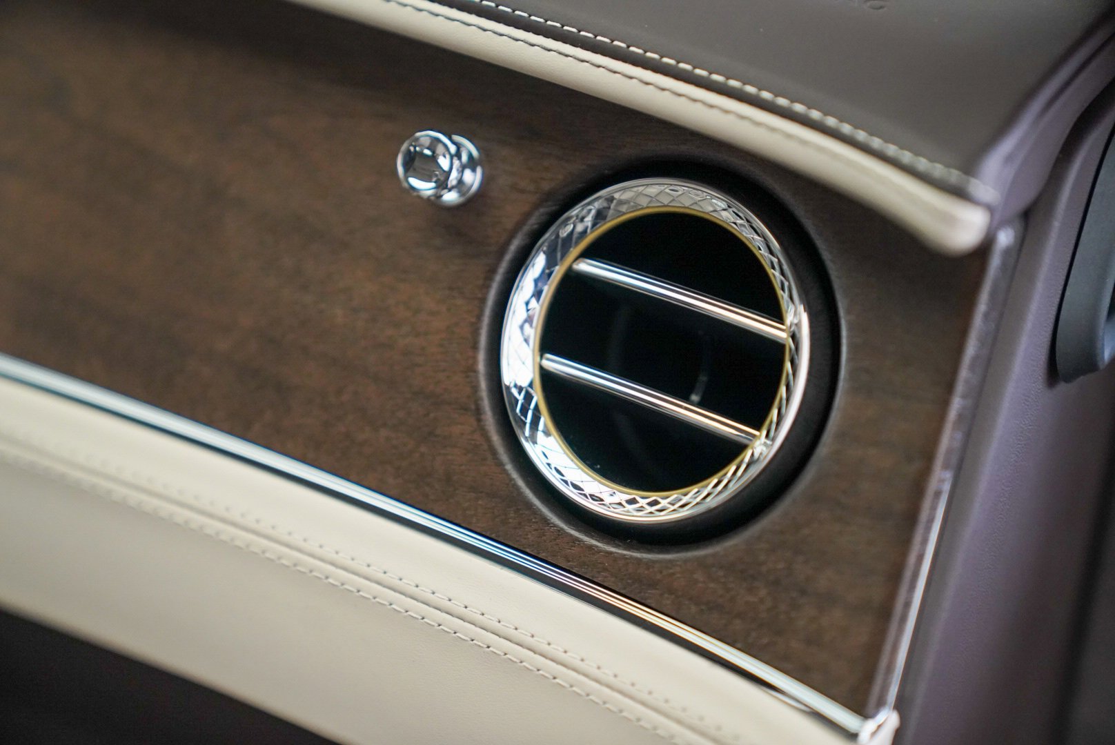 New 2026 Bentley Continental GT image 59