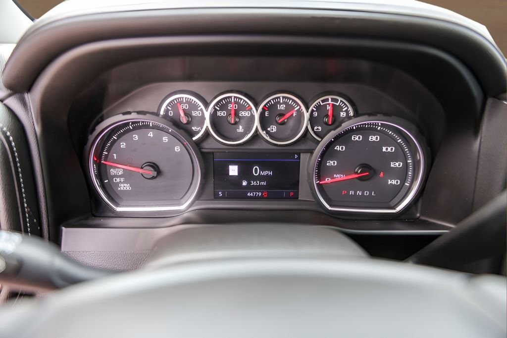 Used 2020 Chevrolet Silverado 1500 LTZ w/ LTZ Texas Edition RWD image 11