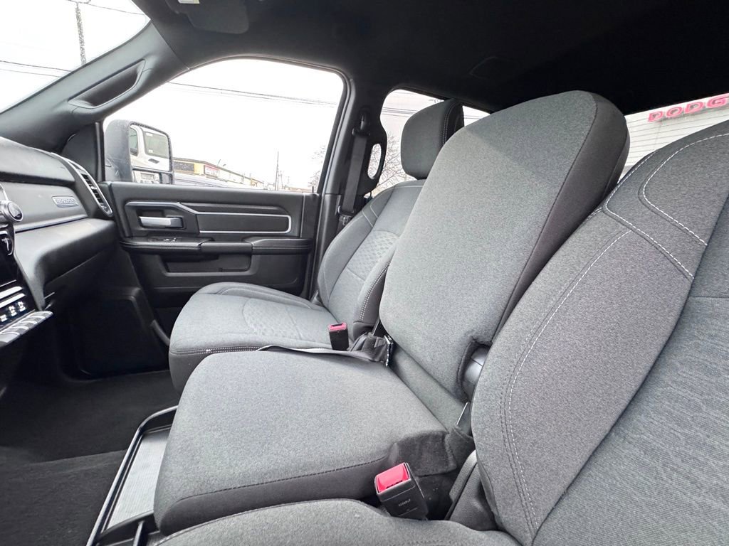 Used 2025 RAM 2500 Big Horn image 15