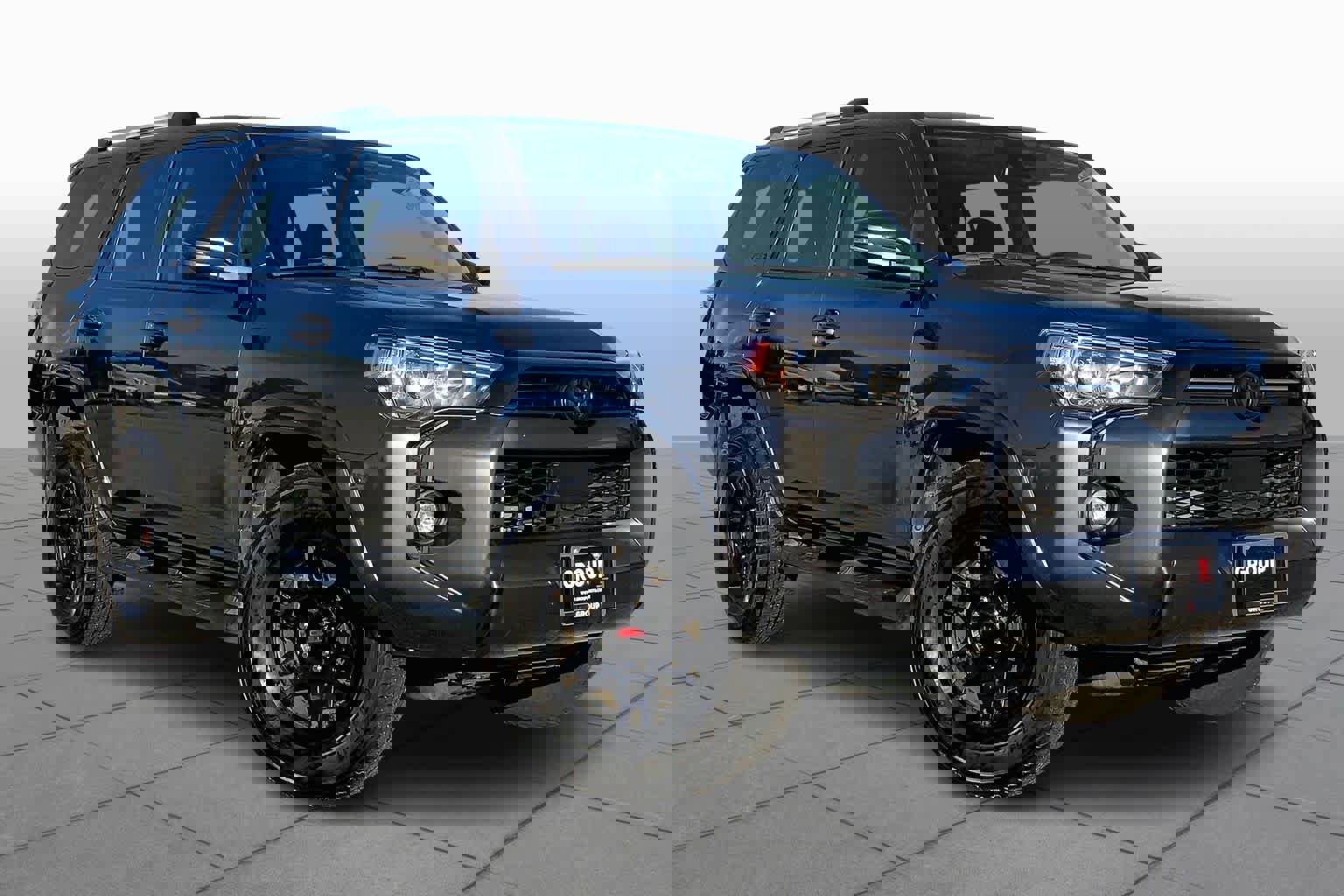 Used 2023 Toyota 4Runner SR5 Premium w/ Moonroof Package image 2