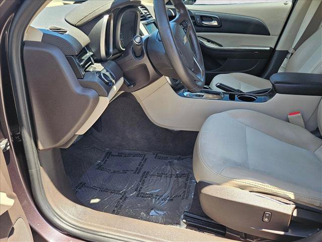 Used 2015 Chevrolet Malibu LT FWD image 13