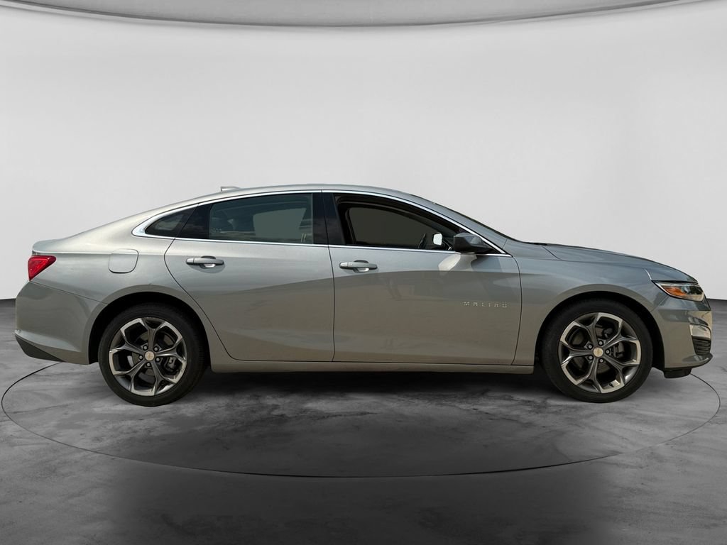 Used 2024 Chevrolet Malibu LT FWD image 10