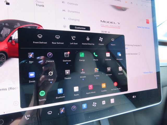 Used 2022 Tesla Model Y Performance AWD/4WD image 19