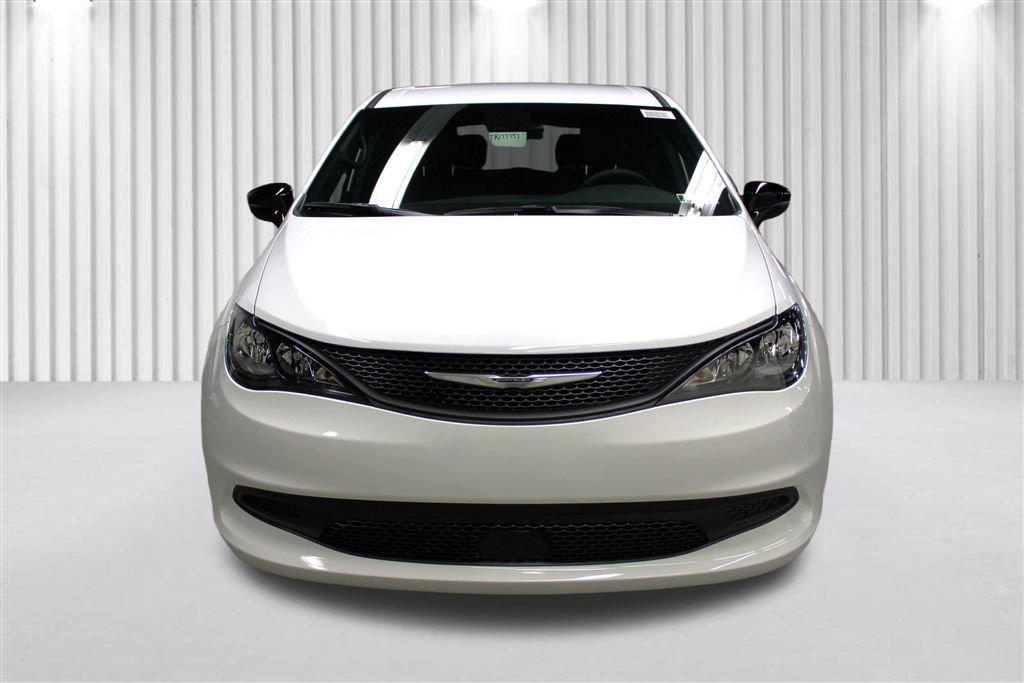 New 2026 Chrysler Voyager LX image 35