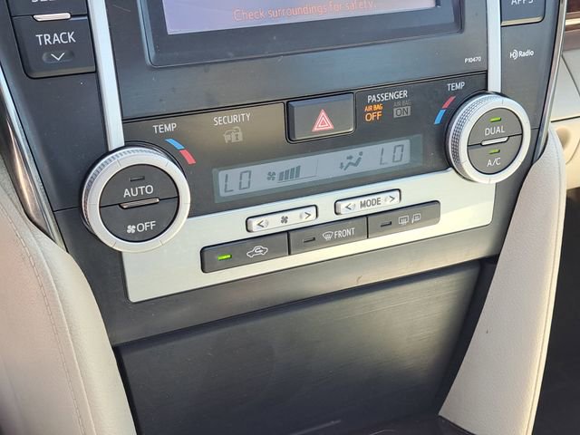 Used 2013 Toyota Camry XLE w/ Leather Pkg FWD image 17
