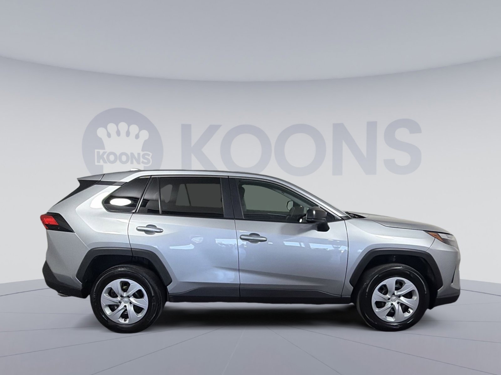 Used 2024 Toyota RAV4 LE image 8