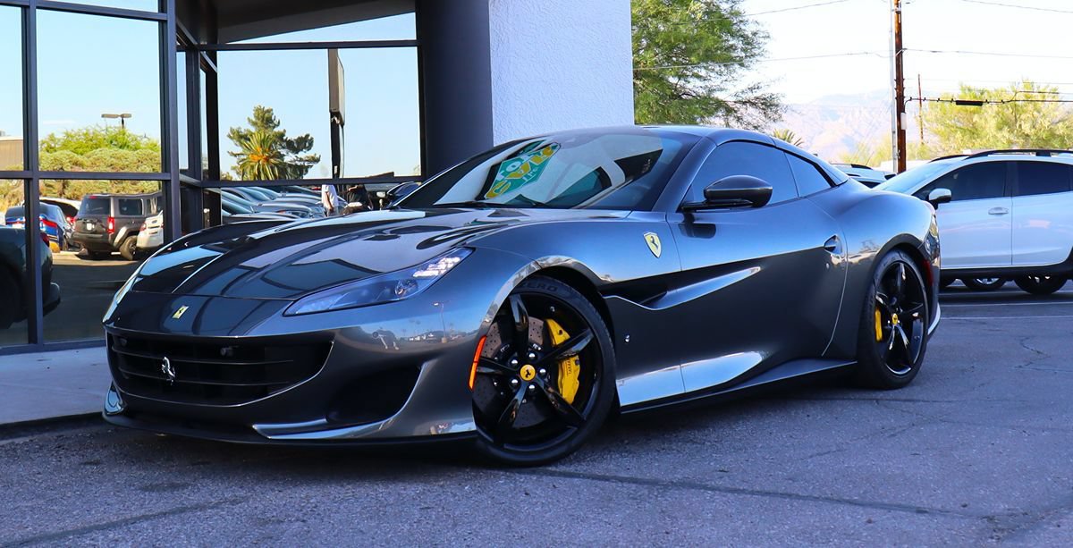 Used 2020 Ferrari Portofino RWD image 2