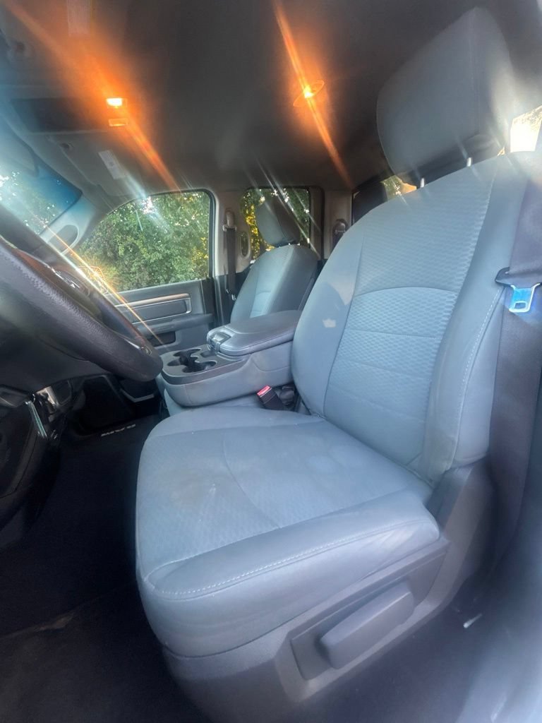 Used 2016 RAM 1500 Classic SLT RWD image 15