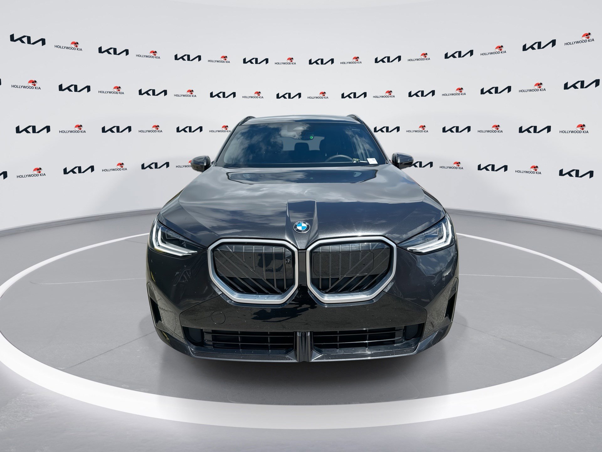 Used 2025 BMW X3 xDrive30i image 3