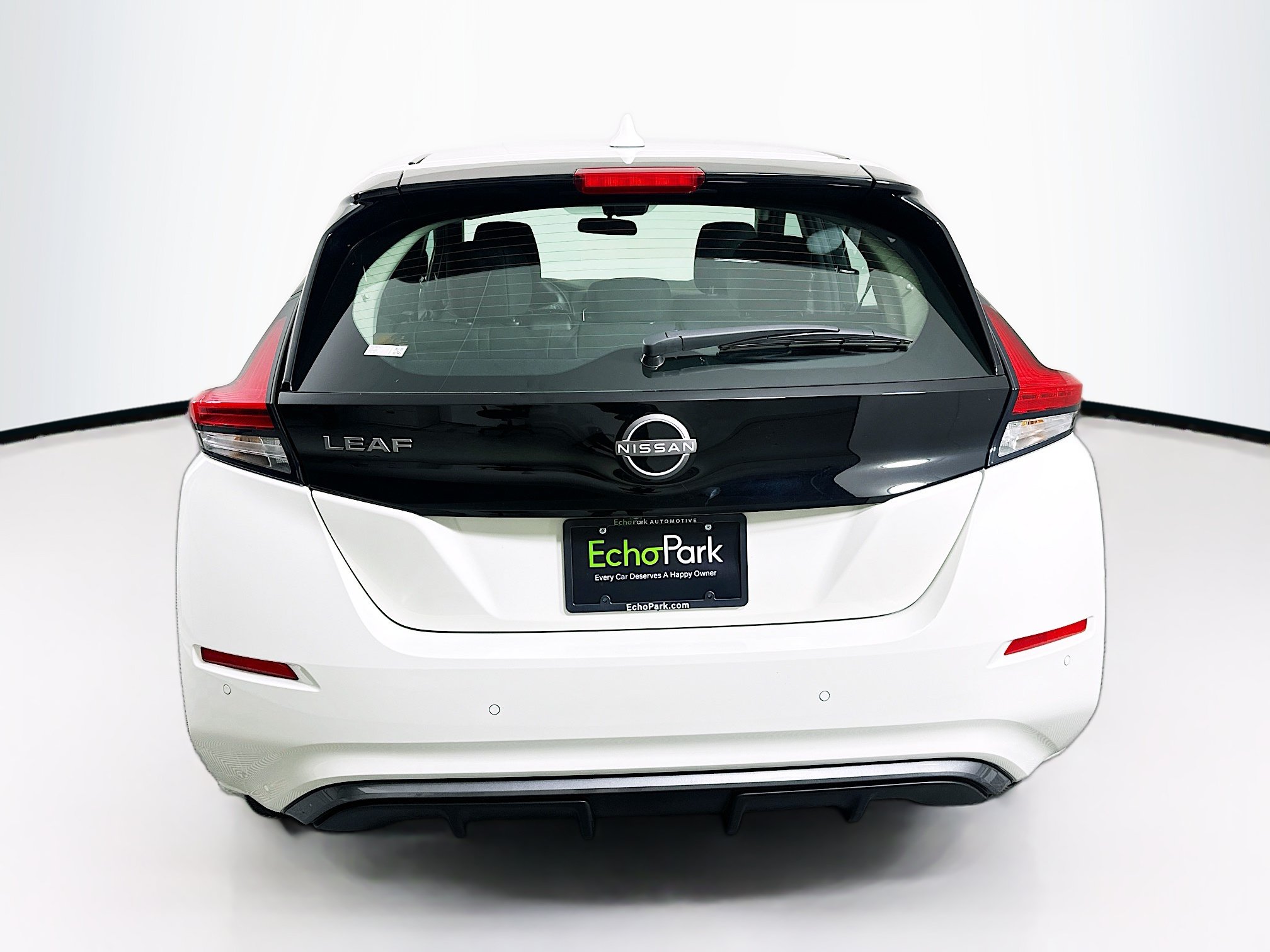 Used 2025 Nissan Leaf S FWD image 7