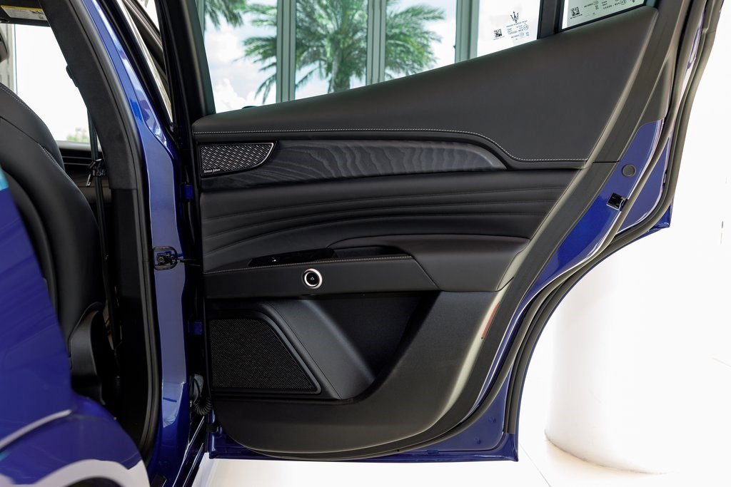New 2025 Maserati Grecale GT image 35