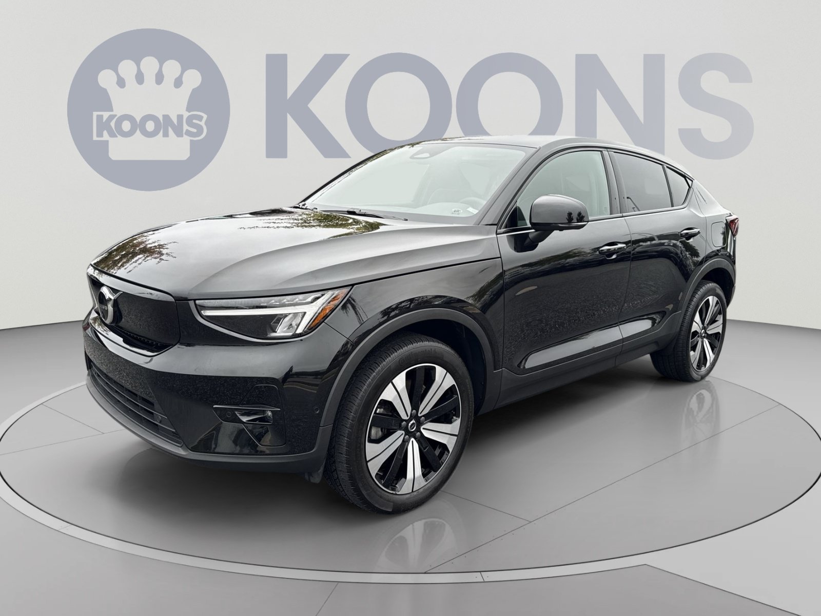 Used 2023 Volvo C40 P8 Recharge Plus AWD/4WD image 1
