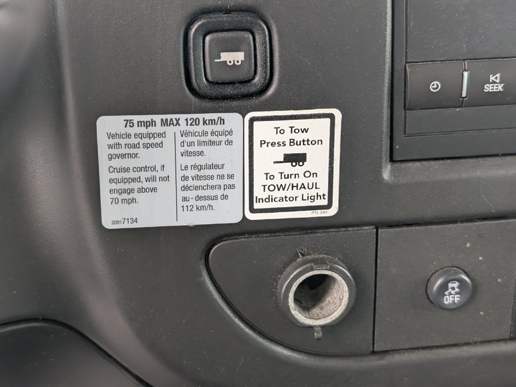 Used 2018 GMC Savana 3500 Extended w/ Driver Convenience Package RWD image 16