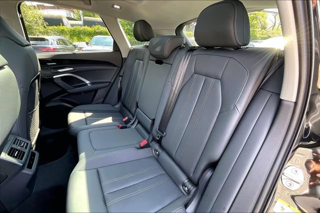 Used 2025 Audi Q5 Premium Plus w/ Premium Plus AWD/4WD image 26