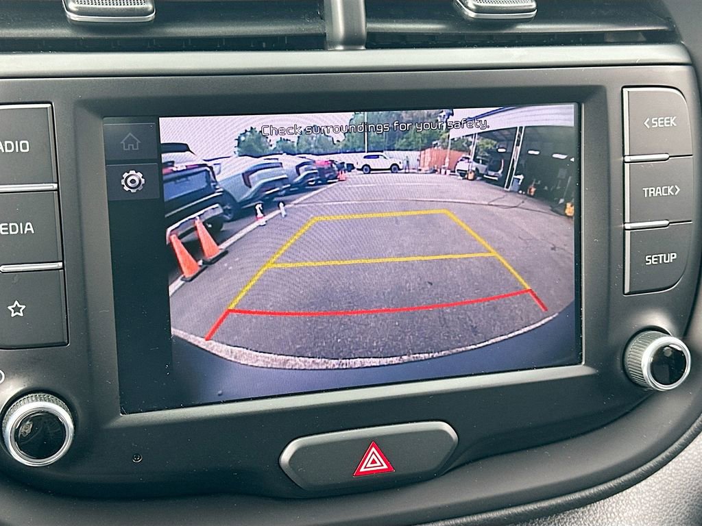 Certified 2022 Kia Soul LX image 13